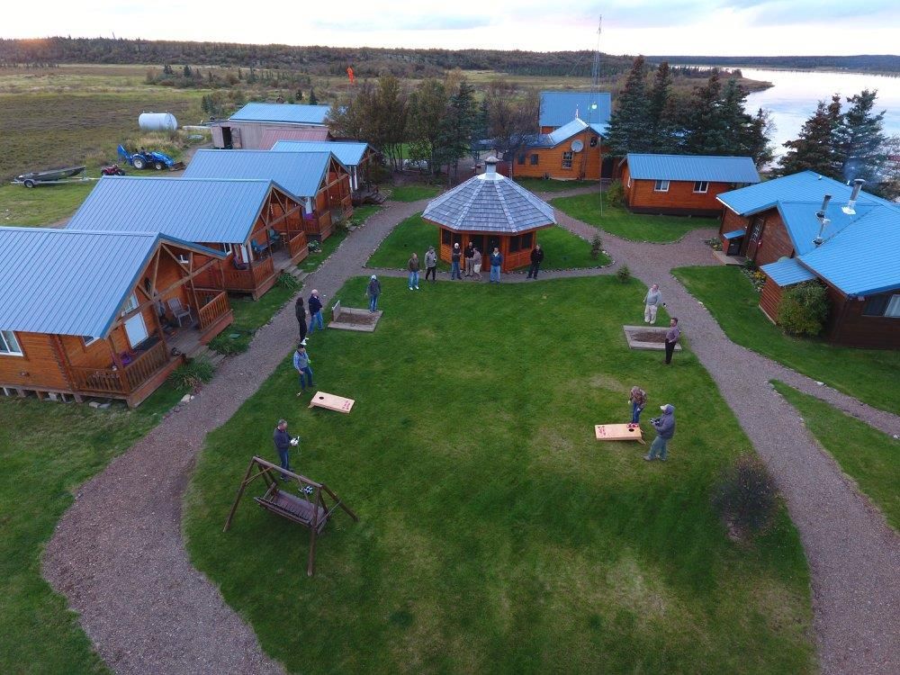Playing yard games at NoSeeUm Lodge